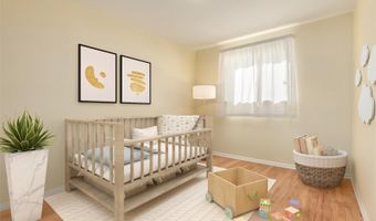 539 Newark St, Aurora, CO 80010