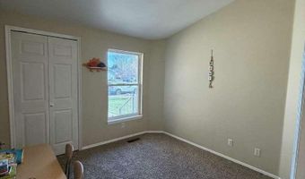5471 Jerry St, Chubbuck, ID 83202