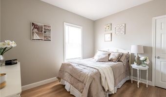 122 S Blossom St, East Providence, RI 02914