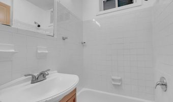 84-86 Dewey St, Bridgeport, CT 06605