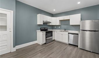1318 Duss Ave, Ambridge, PA 15003