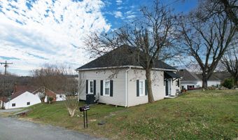 138 Highland Dr, Benton, TN 37307