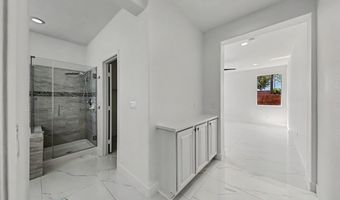 792 Valley Rise Dr, Henderson, NV 89052