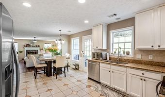 3266 Bridle Brook Dr, Auburn, GA 30011