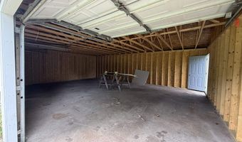 1433 Mill St, Algonac, MI 48001