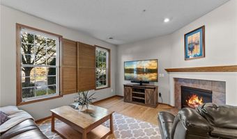 15386 Founders Ln 805, Apple Valley, MN 55124