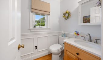 106 Stonecroft Ln, Coventry, CT 06238