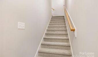 48 Creekside View Dr, Asheville, NC 28804