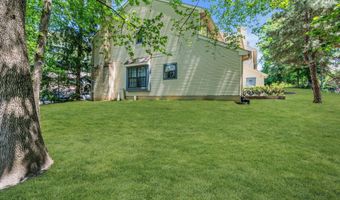 242 Perth Hill Ct, Aberdeen, NJ 07747