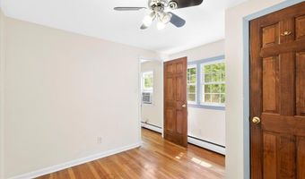 9 Sunset Dr, Altamont, NY 12009