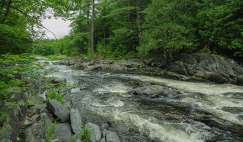 58 River Rd, Abbot, ME 04406