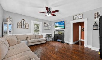 173 Market St, Aurora, IN 47001