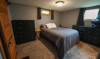 707 9th Ave, Ackley, IA 50601