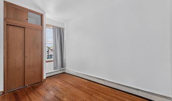 25 W 15TH St #6, Bayonne, NJ 07002