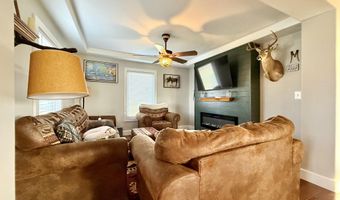 26855 SW 89th Rd, Beatrice, NE 68310