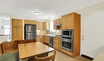 8038 Sydney Ln, Avon, IN 46123