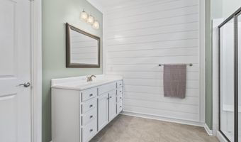 37 Black Bear Dr, Barnegat, NJ 08005