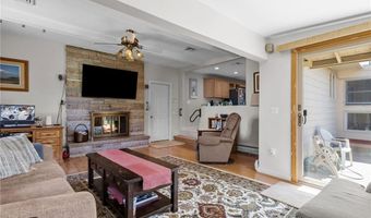 66 W River Pkwy, North Providence, RI 02904