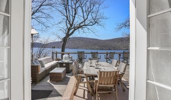 11 Driftwood Rd, Danbury, CT 06811