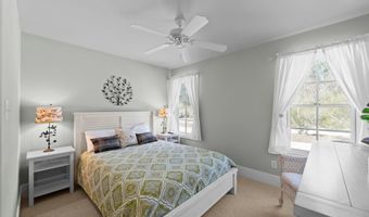 511 Neuse Village Rd # C5, Arapahoe, NC 28510