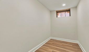 1006 26TH St S, Arlington, VA 22202