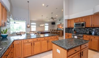 916 BUNKER VIEW Dr, Apollo Beach, FL 33572