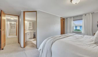 1001 Sunshine Run, Arnolds Park, IA 51331