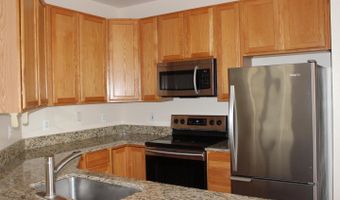 6480 CHEYENNE Dr 201, Alexandria, VA 22312