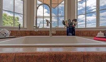 28 Green Dr, Concho, AZ 85924