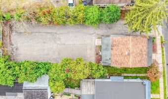 213 S Main St S, Milltown, NJ 08850