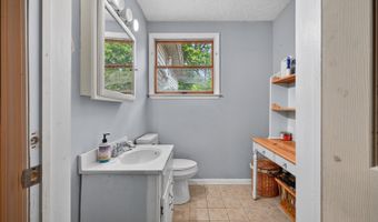 201 Hanover Ave, Aurora, IN 47001