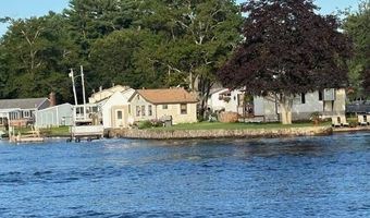 55 Indian Trl, Coventry, RI 02816
