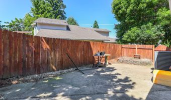 16056 NW TELSHIRE Dr, Beaverton, OR 97006