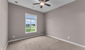 1006 Bluestem Cir, Baldwin City, KS 66006