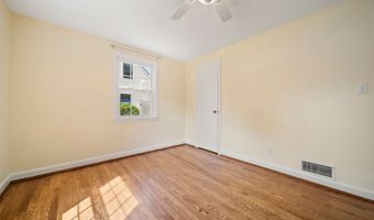 21 Oakwood Mnr, Cromwell, CT 06416