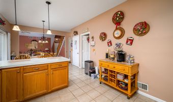 37 Hannah Lee Rd, Barnegat, NJ 08005
