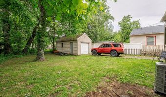 892 Hayden Ave, Akron, OH 44320