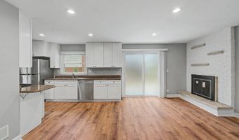 1704 S Highland Ave, Arlington Heights, IL 60005