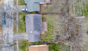215 Shadyoak Dr, Ballwin, MO 63021
