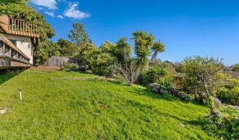 210 Thunderbird Dr, Aptos, CA 95003