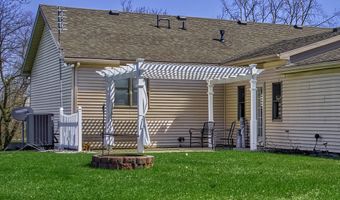 2915 N State Road 827 Rd, Angola, IN 46703