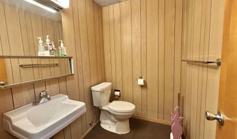 8 E Main St, Bloomfield, IN 47424