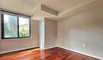 2451 MIDTOWN Ave 219, Alexandria, VA 22303