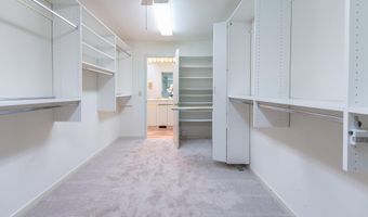 22 Haverhill Ct, Ann Arbor, MI 48105