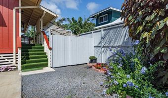 1702 Haiku Rd B, Haiku, HI 96708