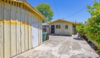 911 N Dos Robles Pl, Alhambra, CA 91801