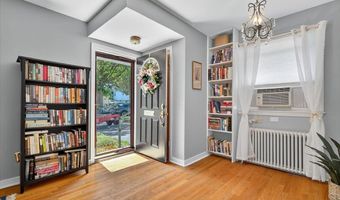 60 Clermont St, Albany, NY 12203