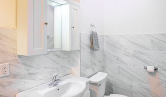 372 Foxboro Dr, Avon, IN 46123