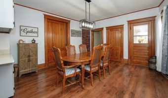 918 1st Ave, Ackley, IA 50601