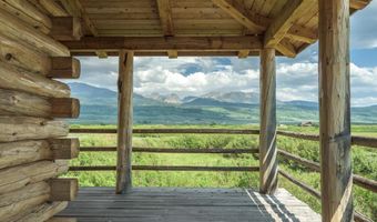 15 S RAINBOW Dr, Cora, WY 82925